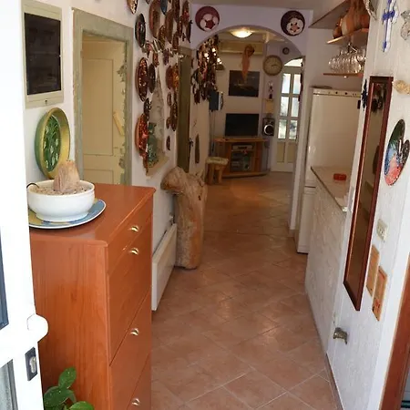 Apartment Violeta *
